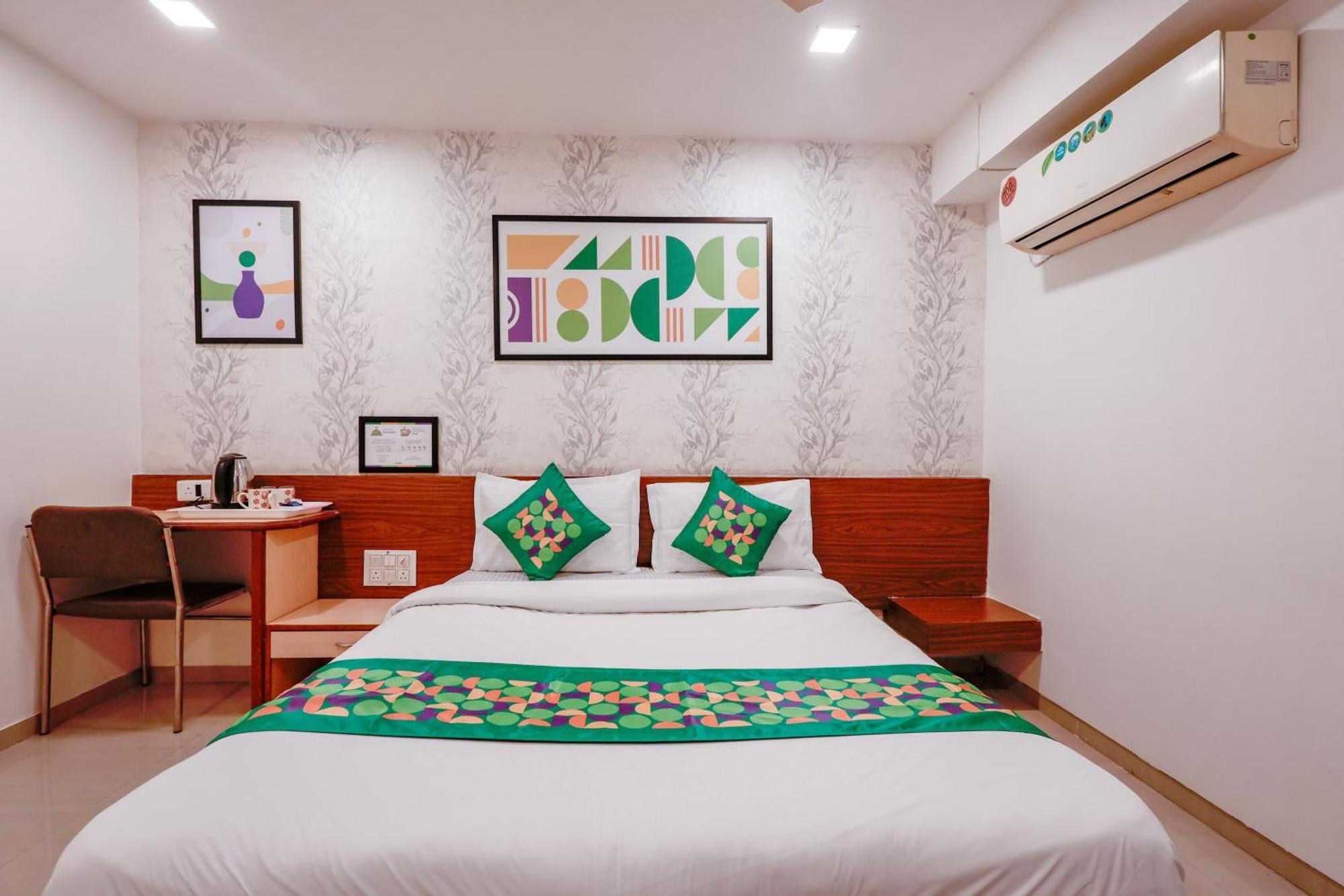 Hotel Treebo Rvg Vadodara Exterior foto